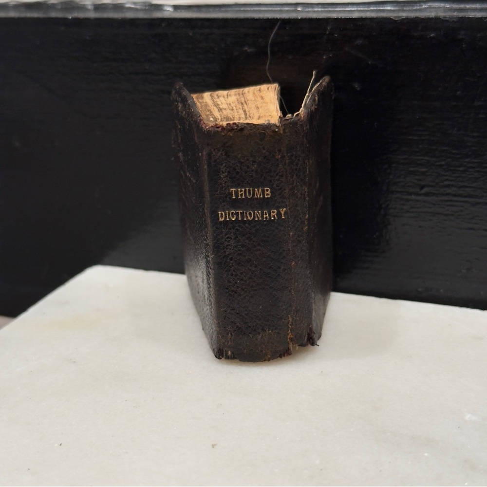 Vintage Thumb English Dictionary By Bryce’s Thumb - Picture 8 of 9